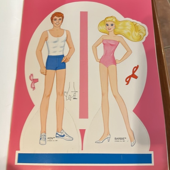 NWT Vintage Mint Jewel Secrets Barbie Uncut Paper Dolls Golden Circa 1987 - Picture 3 of 8